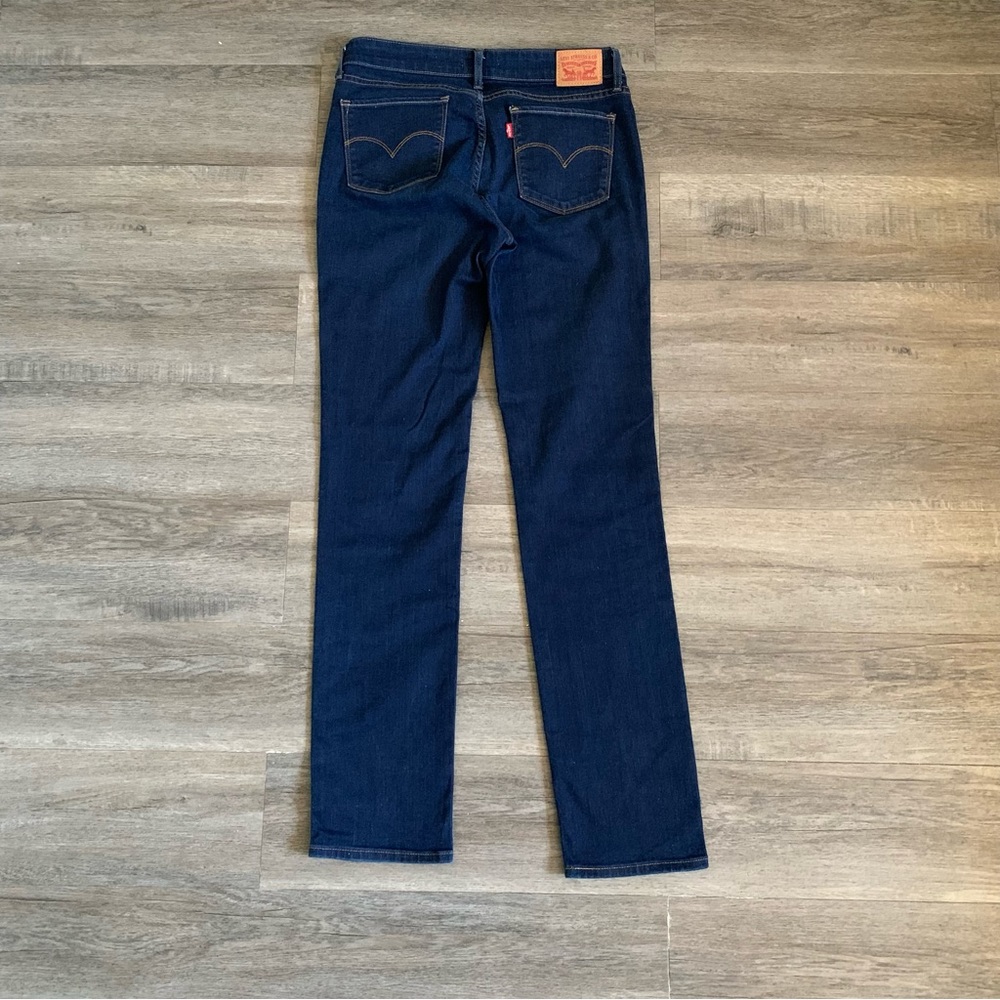 EUC Women Levi’s 712 slim size 30 dark denim jeans 031424 - Picture 9 of 9